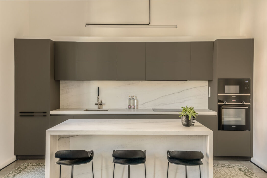 modernist-apartment-eixample-modern-kitchen-design-ambrosia-pendant-light
